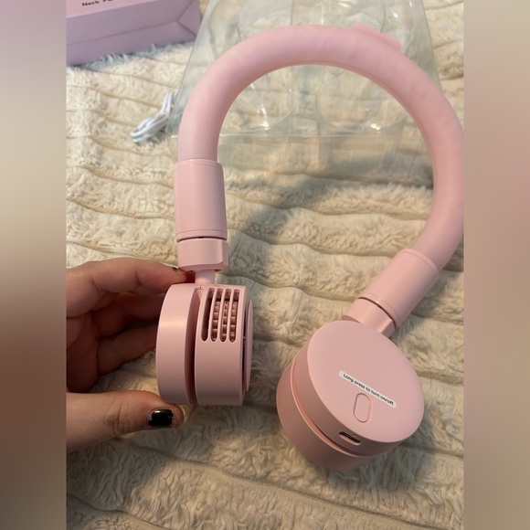 New Neck Fan - Picture 4 of 8